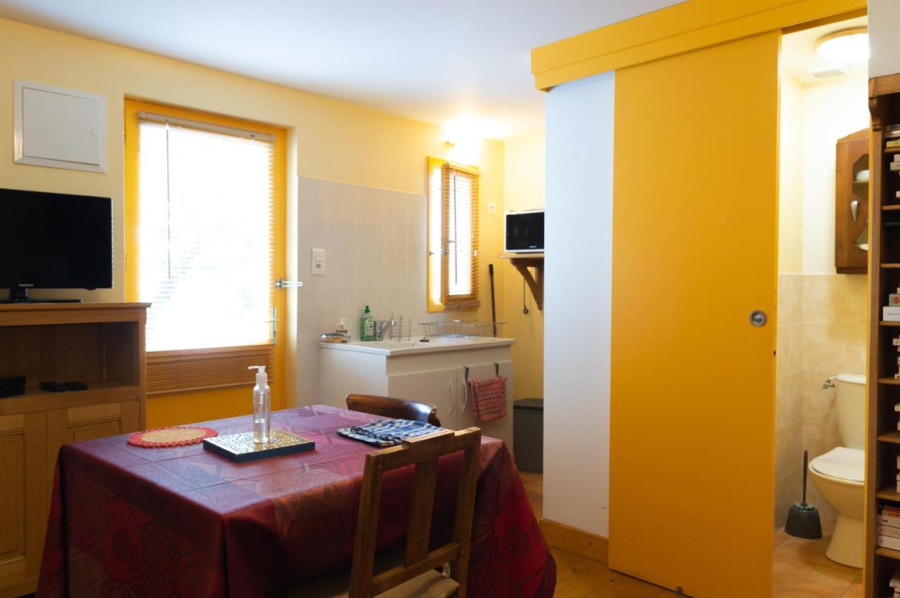 Studio Calme Et Chaleureux Lägenhet Brive-la-Gaillarde Exteriör bild